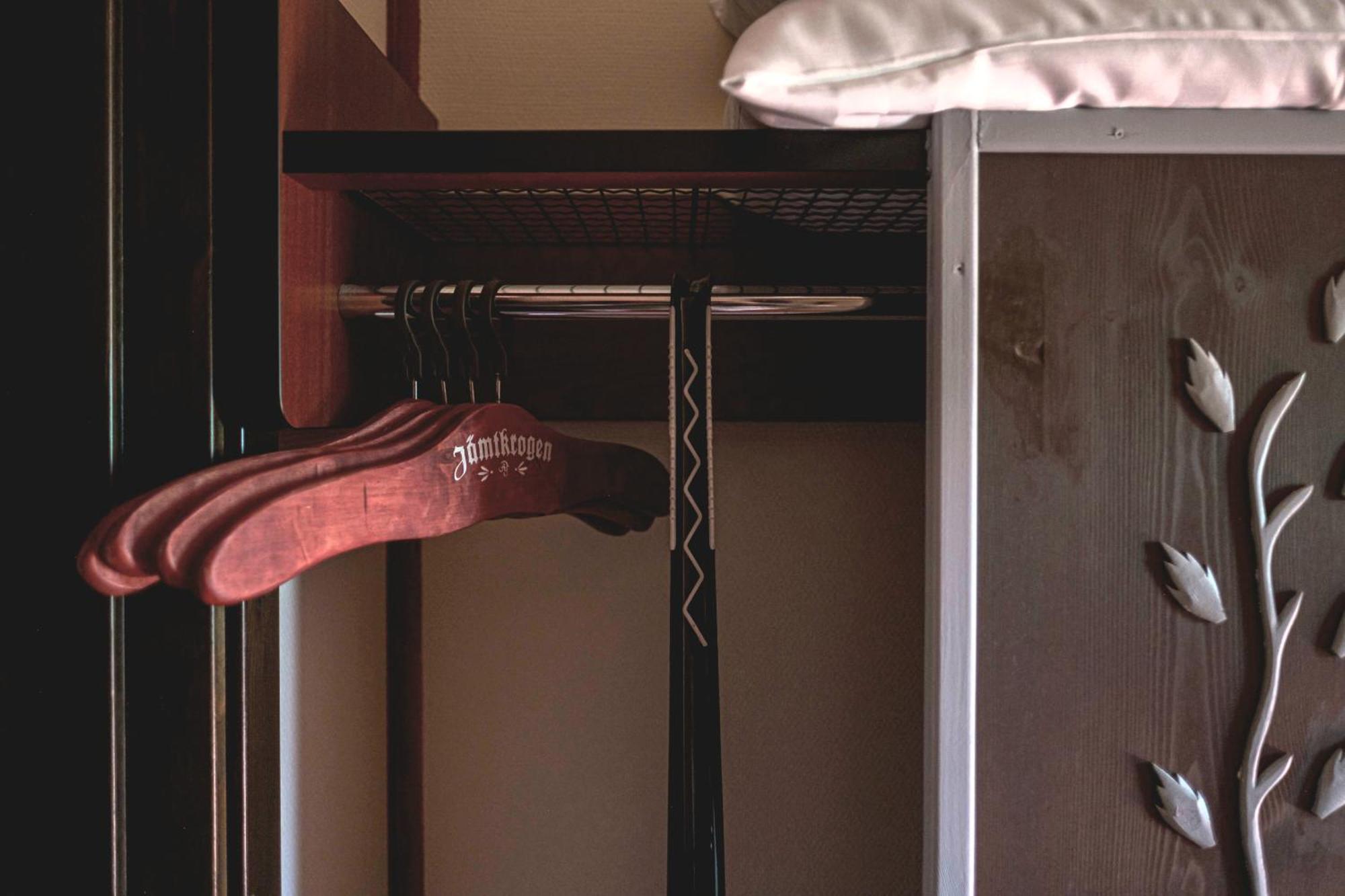 Jaemtkrogen Hotell Bracke  ภายนอก รูปภาพ